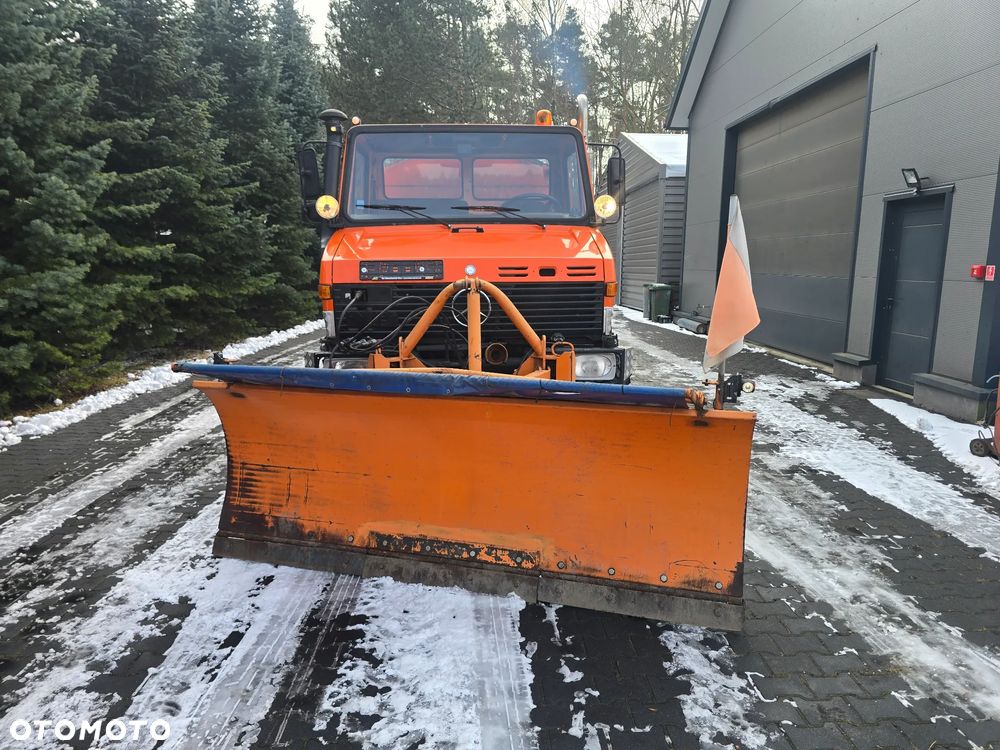 Unimog Mercedes Unimog U 1400 - 27