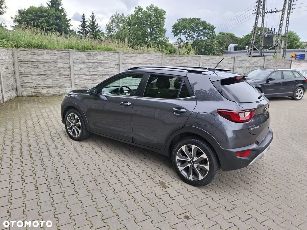Kia Stonic 1.0 T-GDI 120 Platinum Edition - 17