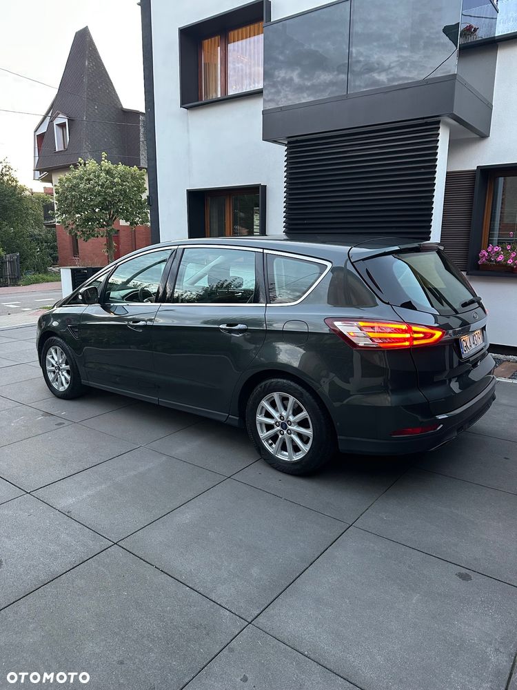 Ford S-Max 2.0 TDCi Titanium PowerShift - 6