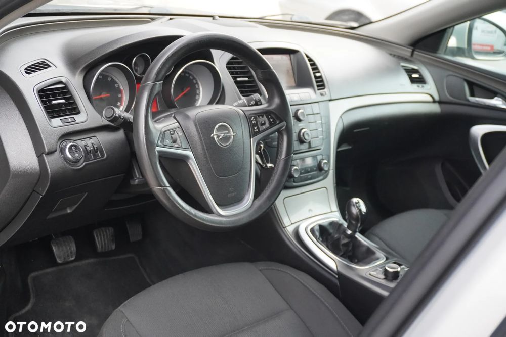 Opel Insignia 1.8 Design Edition - 8