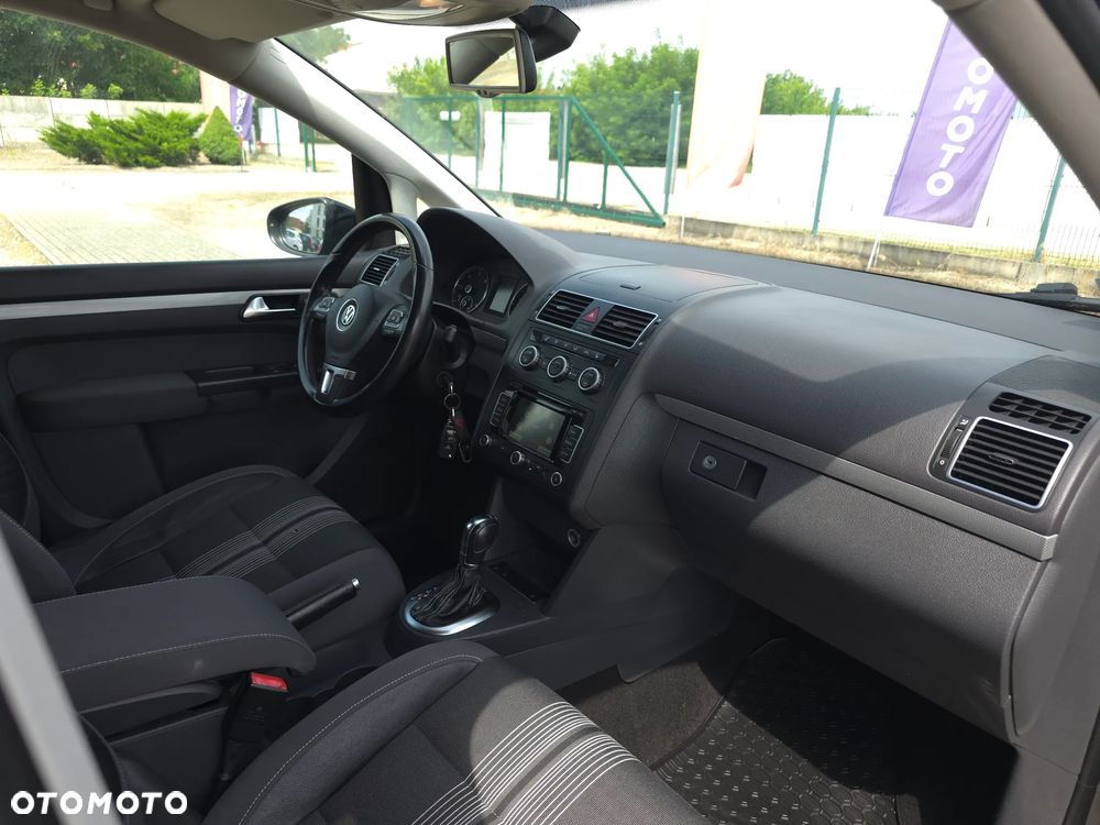 Volkswagen Touran 1.6 TDI DPF BlueMotion Technology DSG MATCH - 13