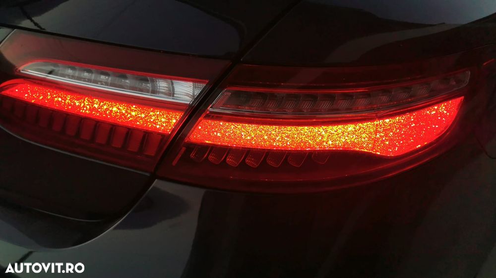 Mercedes-Benz E 220 d 4Matic 9G-TRONIC AMG Line - 6