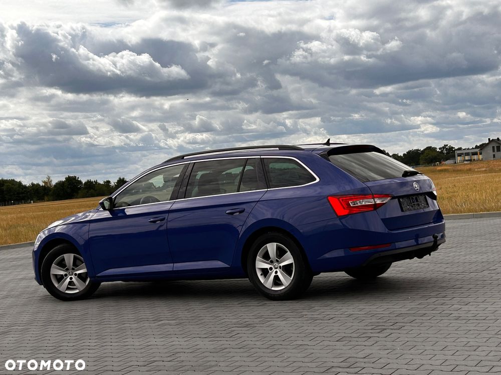 Skoda Superb 2.0 TDI DSG Active - 16