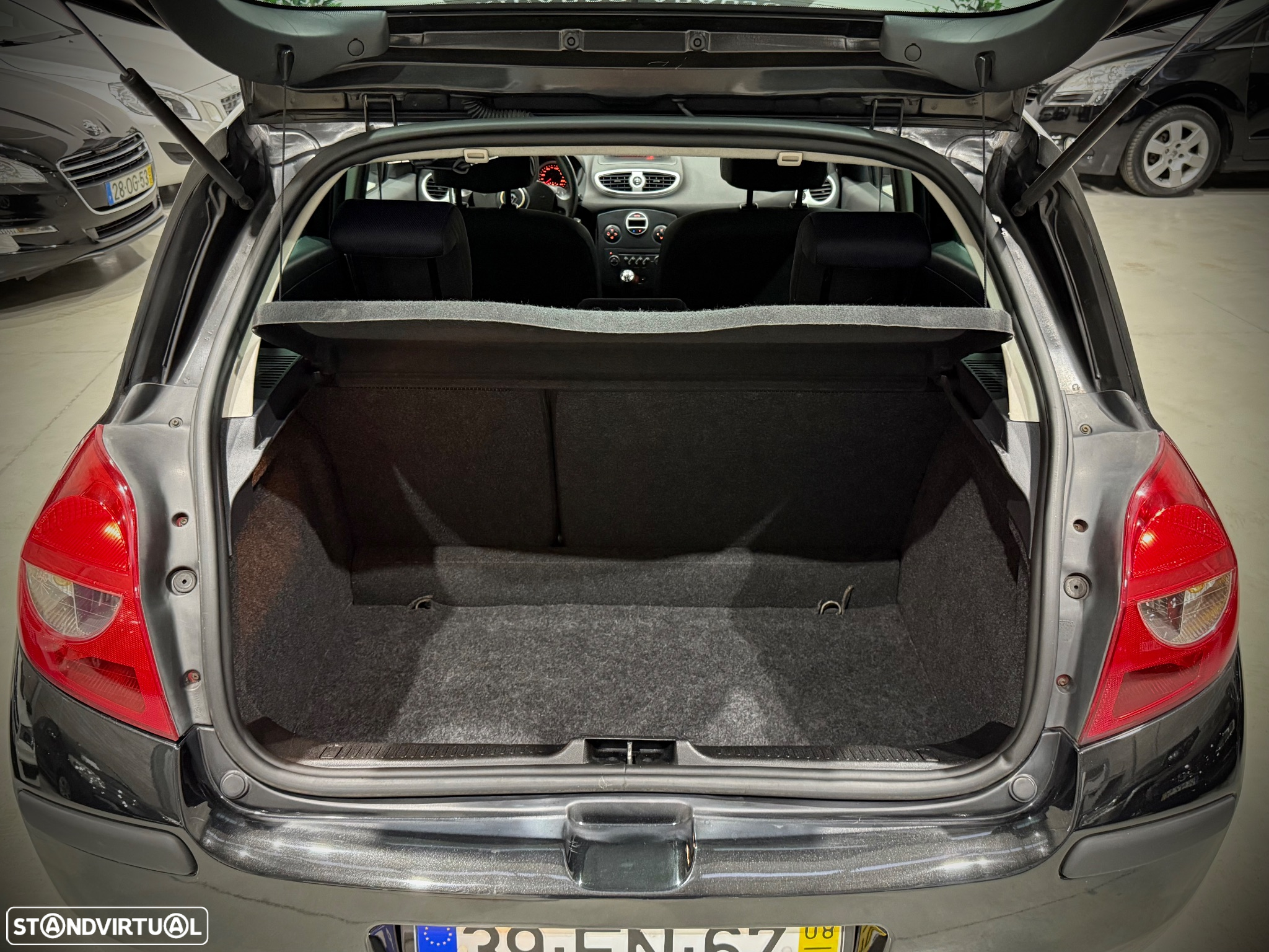 Renault Clio 1.5 dCi Dynamique S - 19