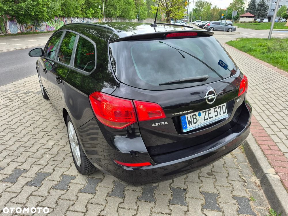 Opel Astra 1.7 CDTI DPF - 13
