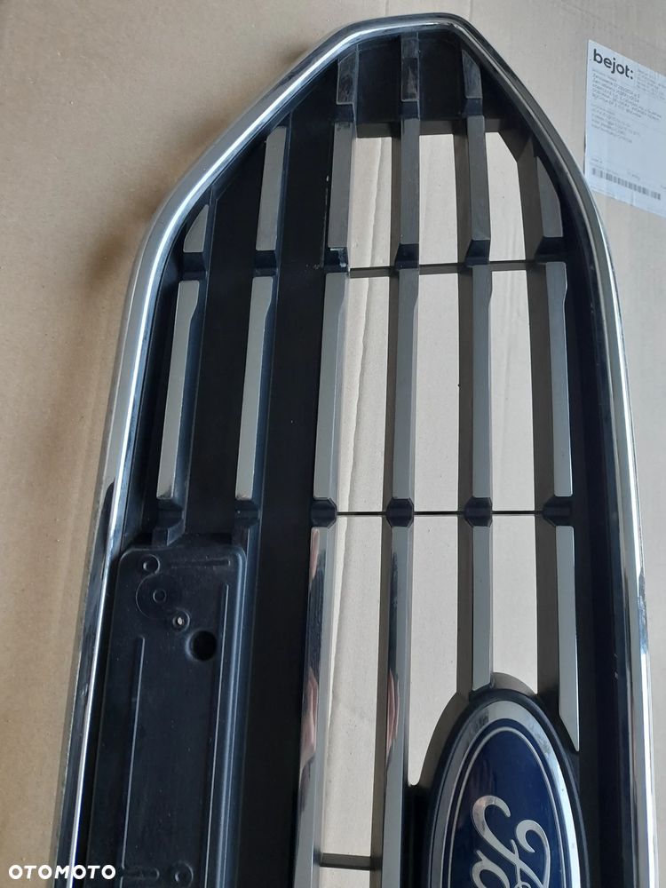 FORD FIESTA MK8 LIFT GRILL ATRAPA TITANIUM 21-> - 4