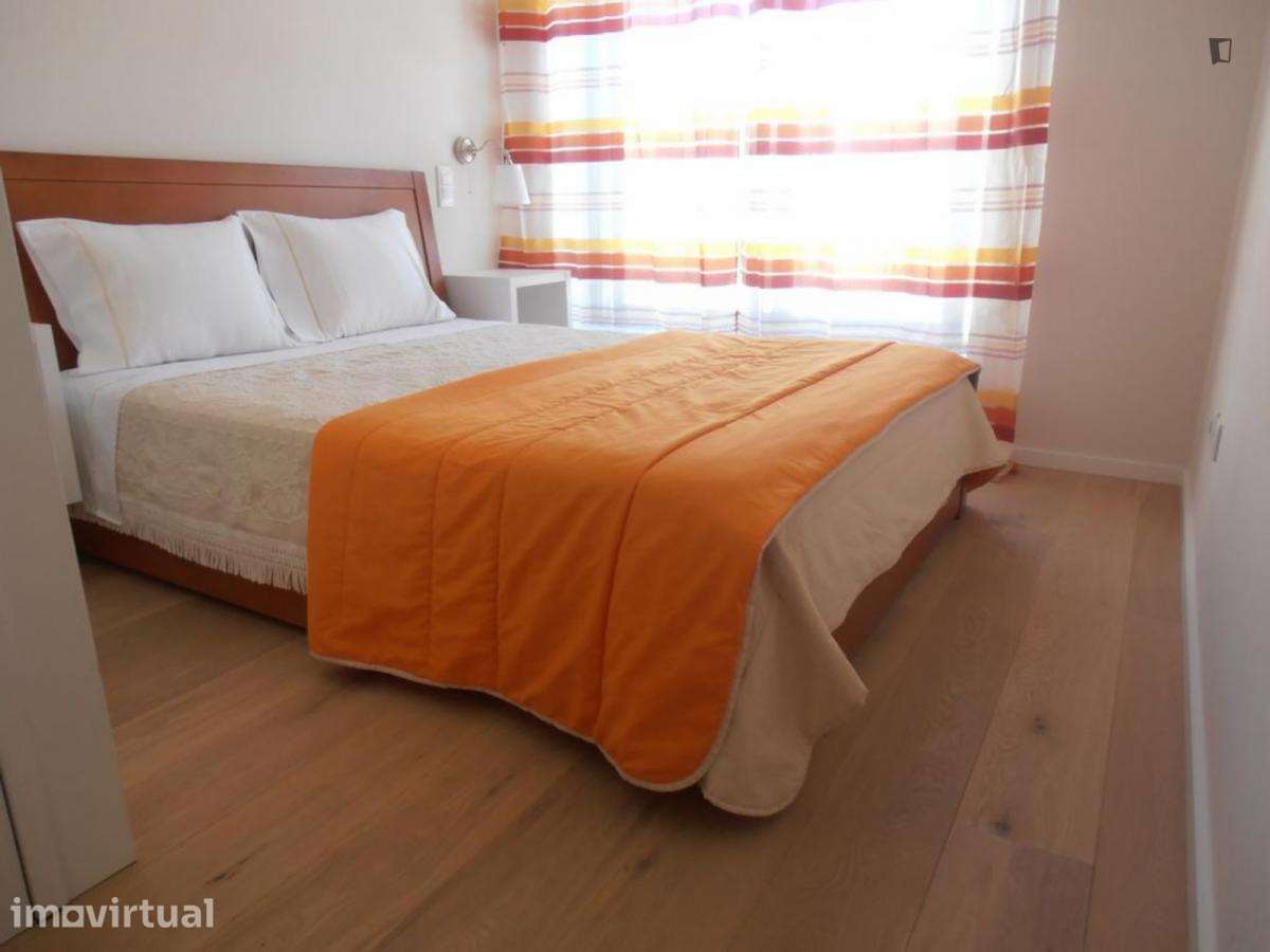 Apartamento com 1 quartos - localizado em Santo Ildefonso Porto - Grande imagem: 4/18