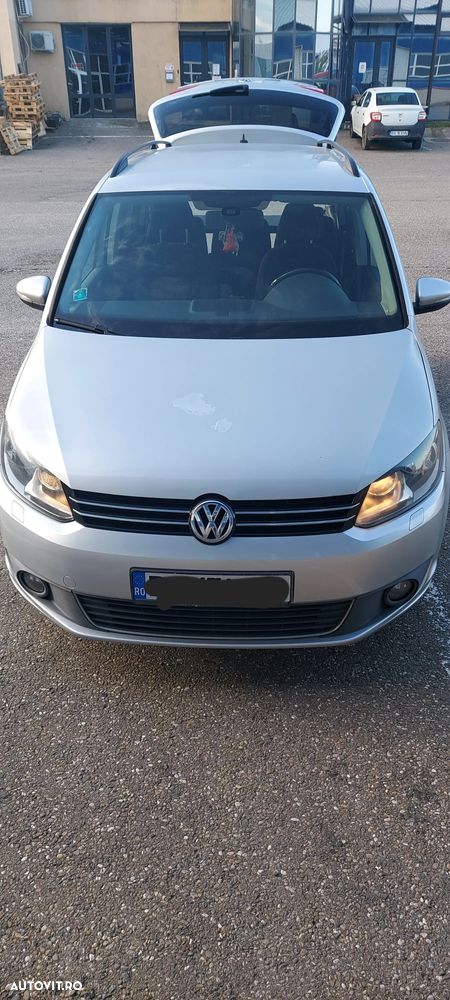 Volkswagen Touran - 1