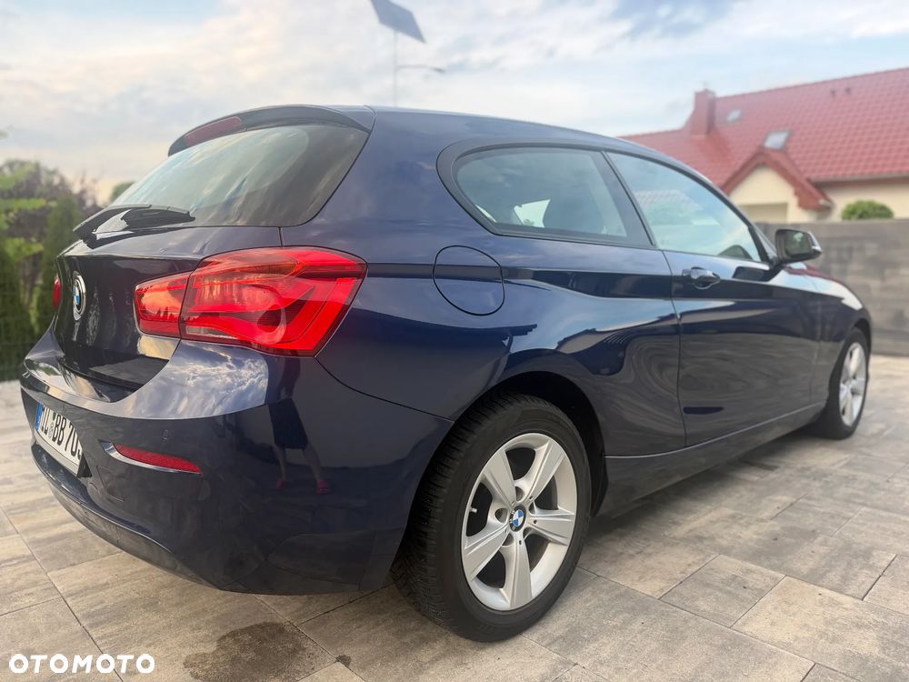 BMW Seria 1 116i - 10