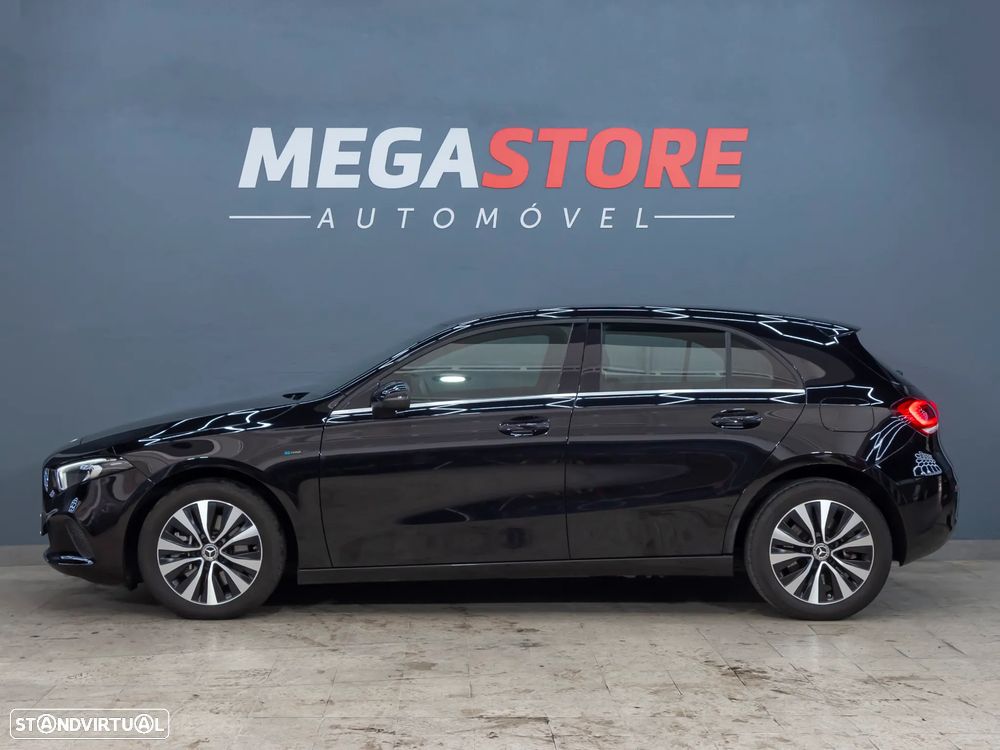 Mercedes-Benz A 250 e Style Plus - 4