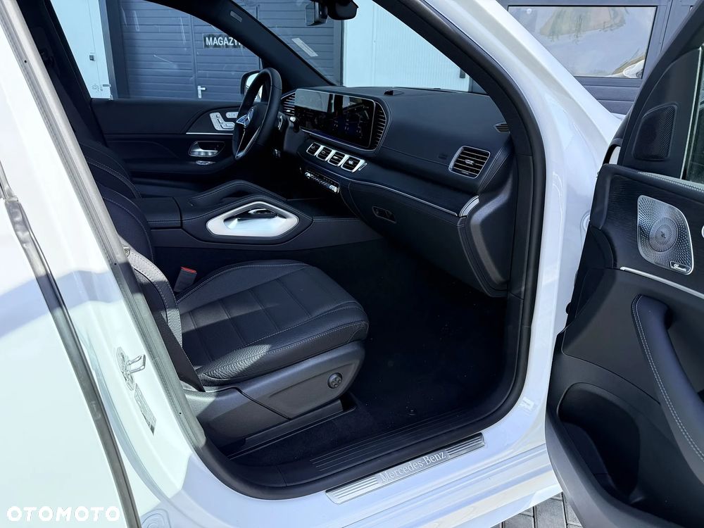 Mercedes-Benz GLE - 22
