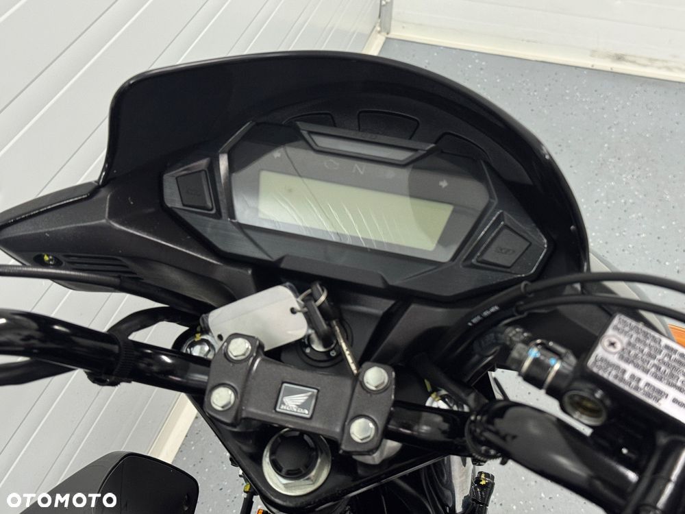 Honda CBF - 11