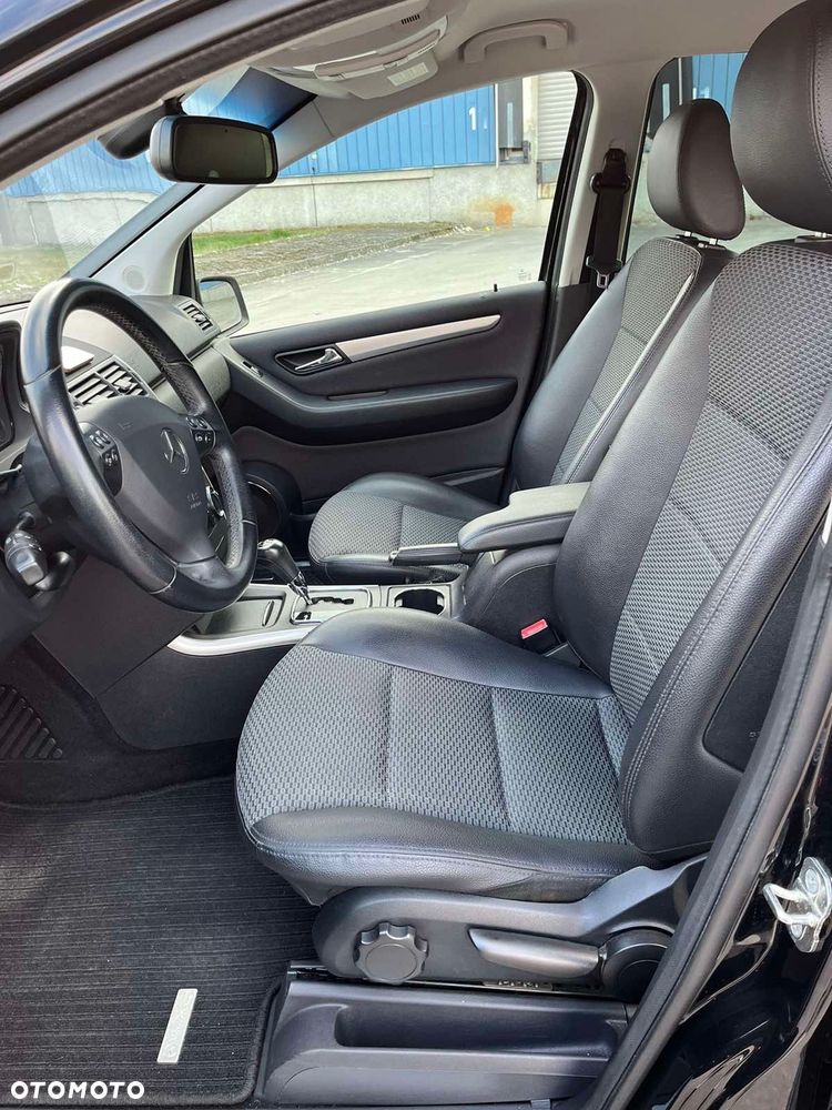 Mercedes-Benz Klasa A 180 CDI Autotronic Avantgarde DPF Edition 10 - 12