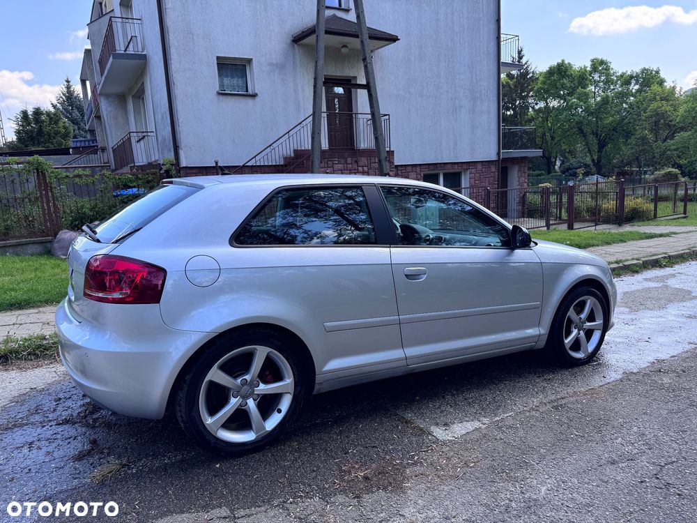 Audi A3 3-drzwiowe 1.8 TFSI Ambiente S tronic - 5