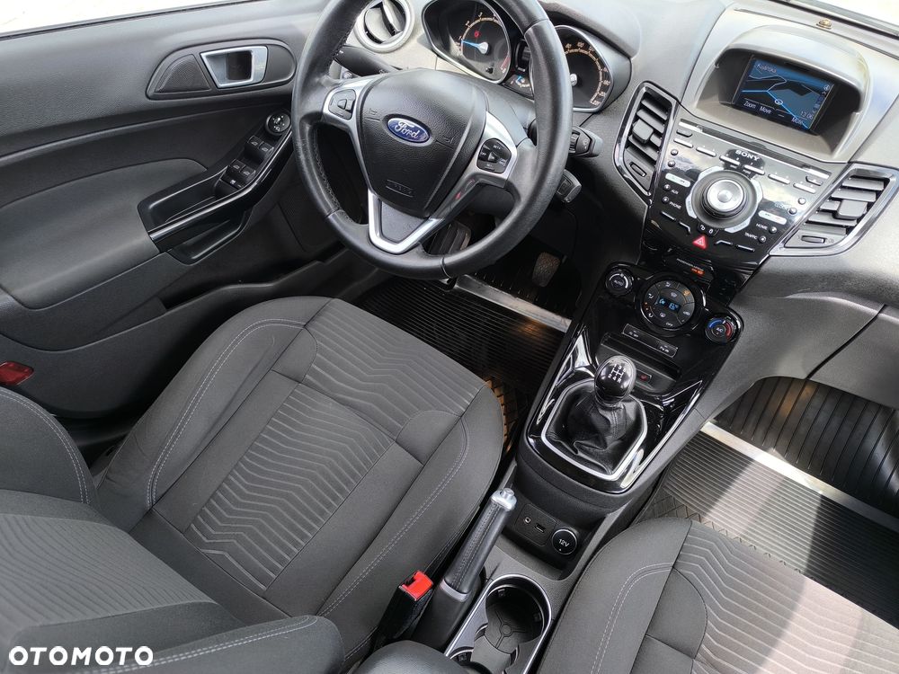 Ford Fiesta - 13