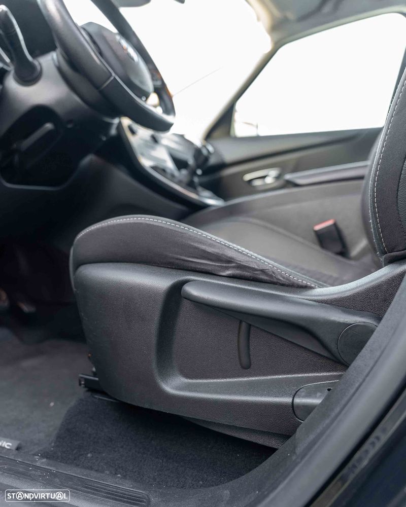 Renault Grand Scénic Energy dCi 110 S&S LIMITED - 28