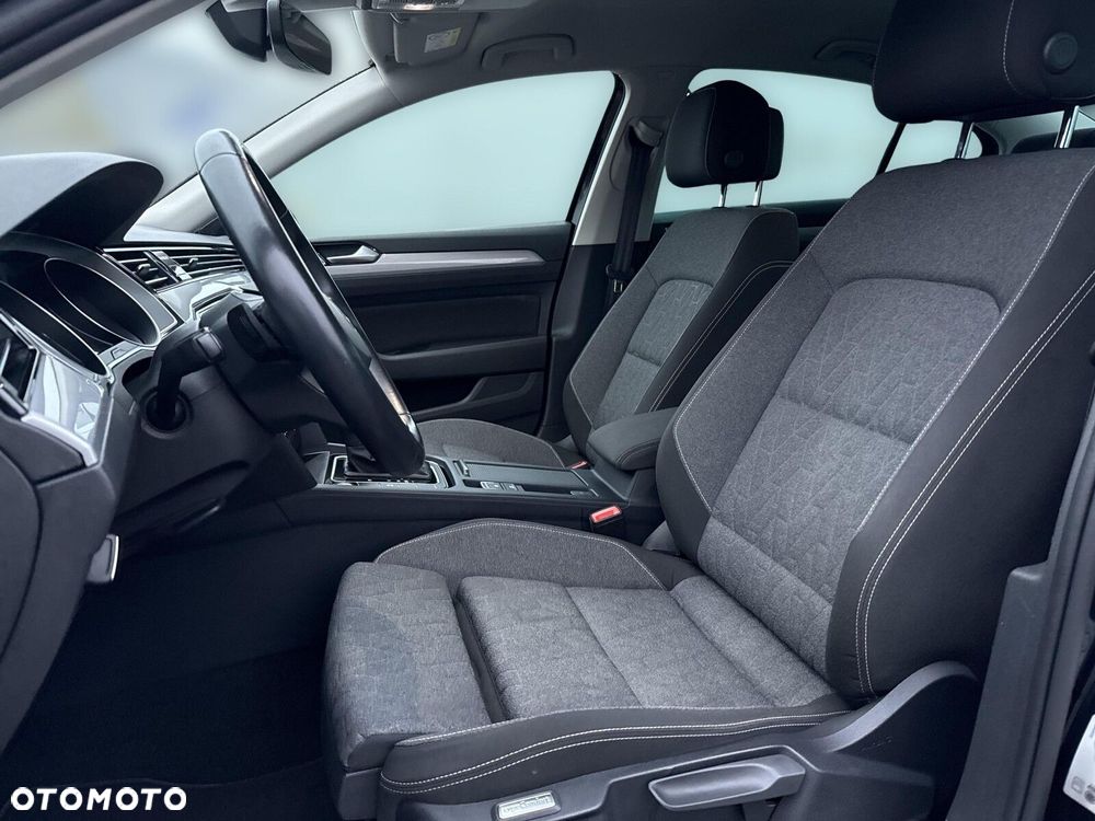Volkswagen Passat 2.0 TSI Business DSG - 9