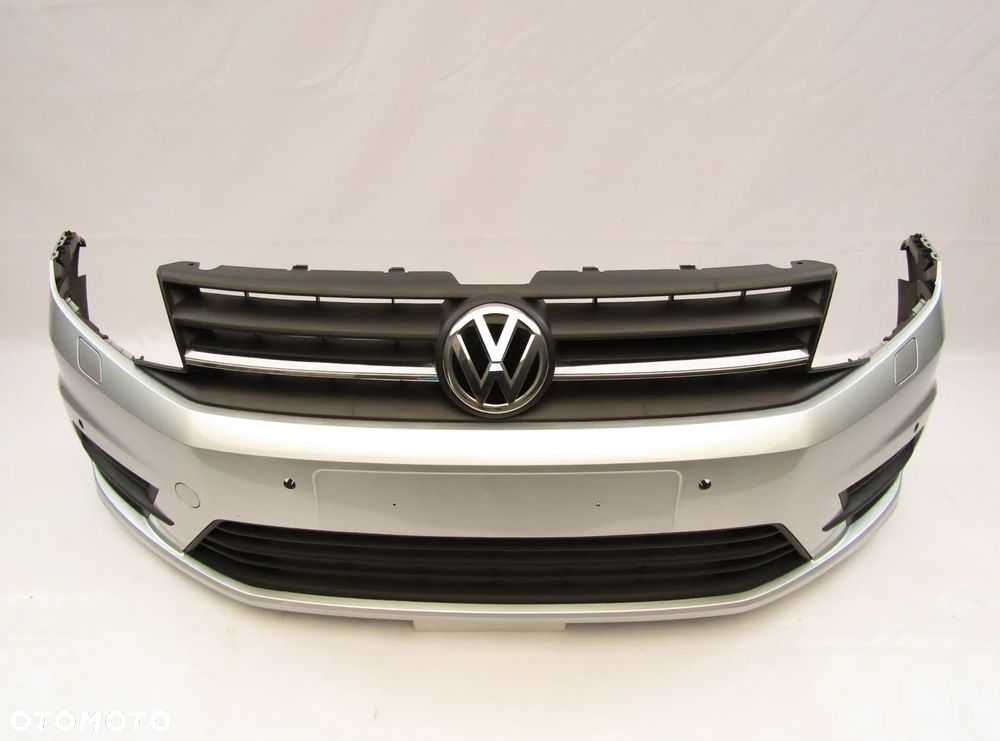 Zderzak przedni VW Caddy LIfe 15 - 20 Sprysk. / Pdc-6 Lakier LA7W - 5