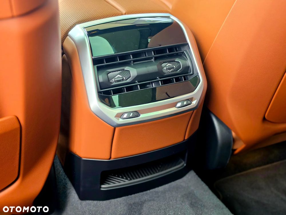 BMW Seria 7 740d xDrive mHEV M Sport sport - 32