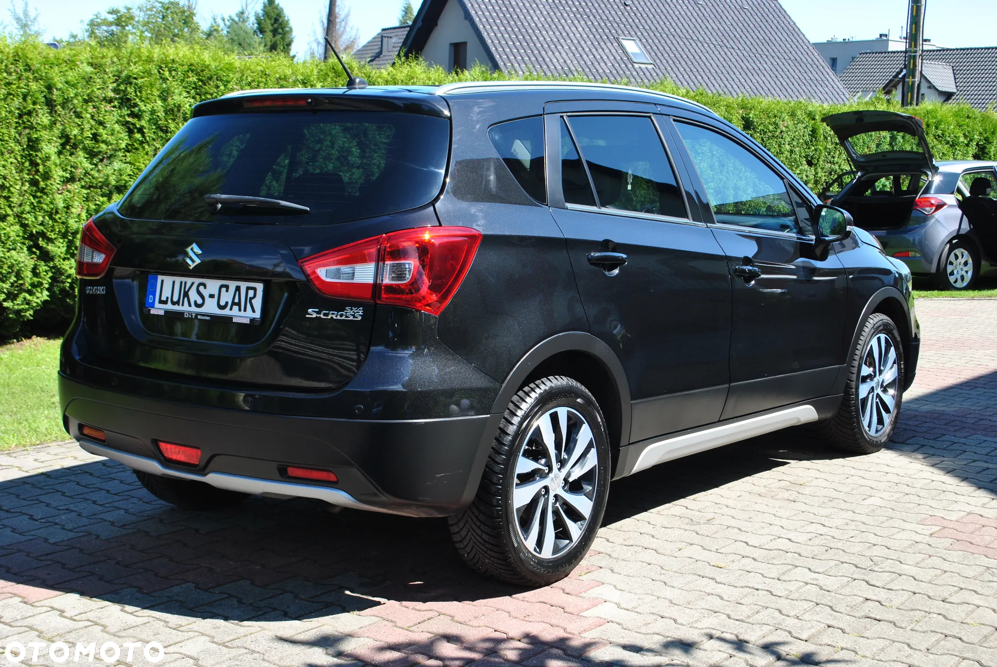 Suzuki SX4 S-Cross 1.4 T Premium - 38