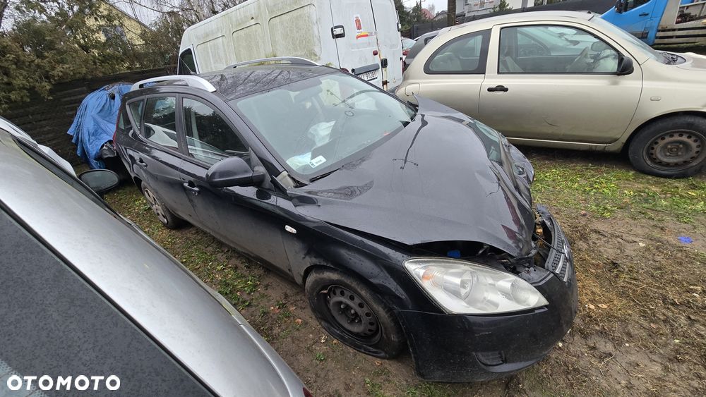 Kia Ceed 1.6 Crdi Comfort - 1