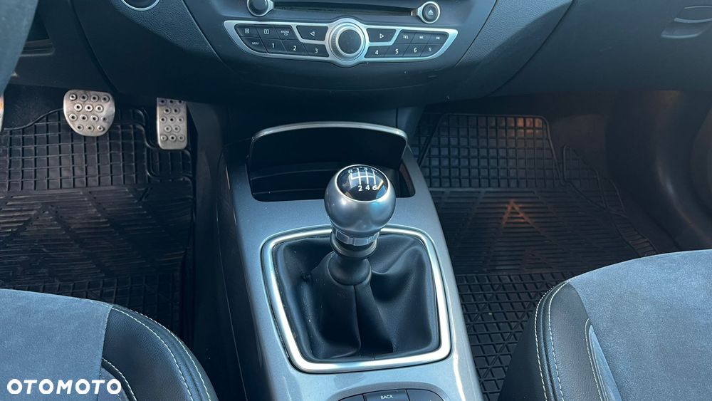 Renault Laguna 2.0 DCi FAP GT - 4