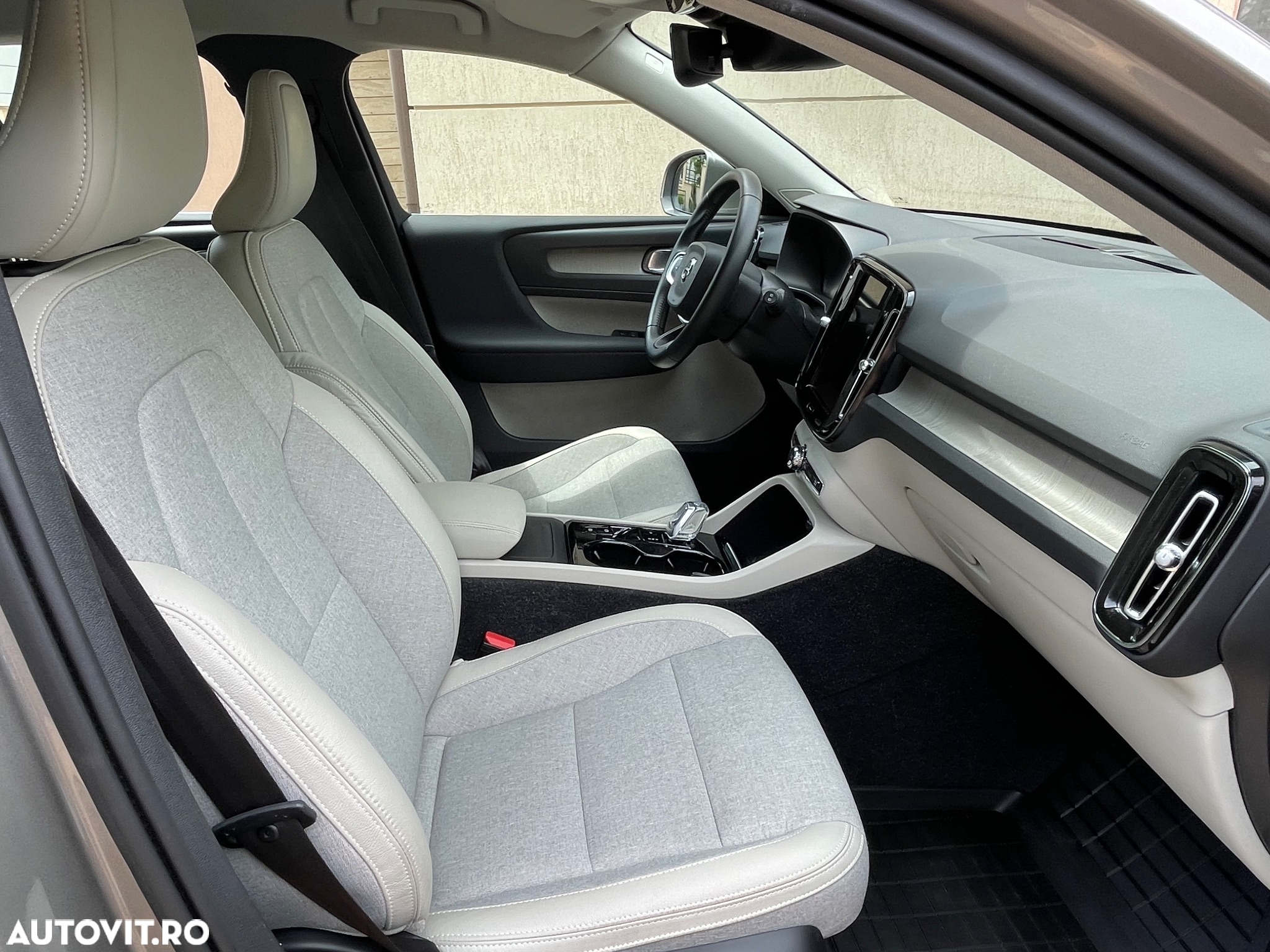 Volvo XC 40 T4 Inscription - 4