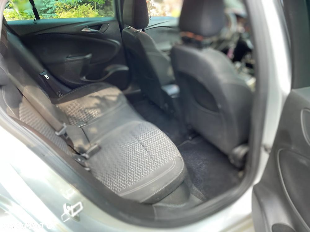 Opel Astra 1.4 Turbo Sports Tourer Innovation - 21