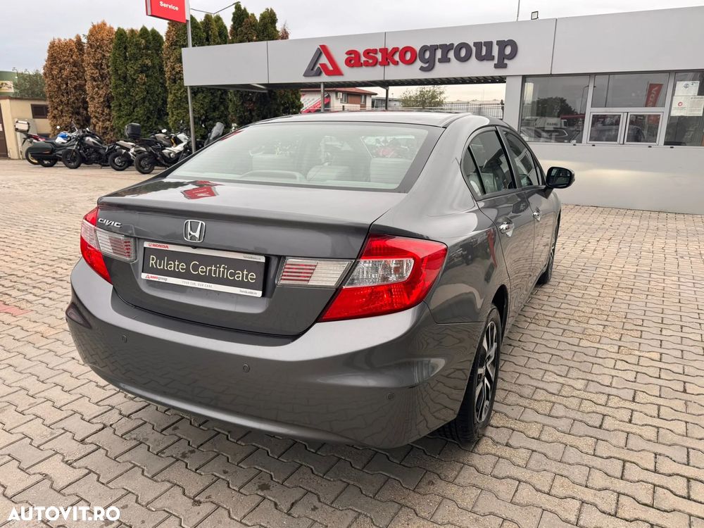 Honda Civic 1.8 MT ES - 7