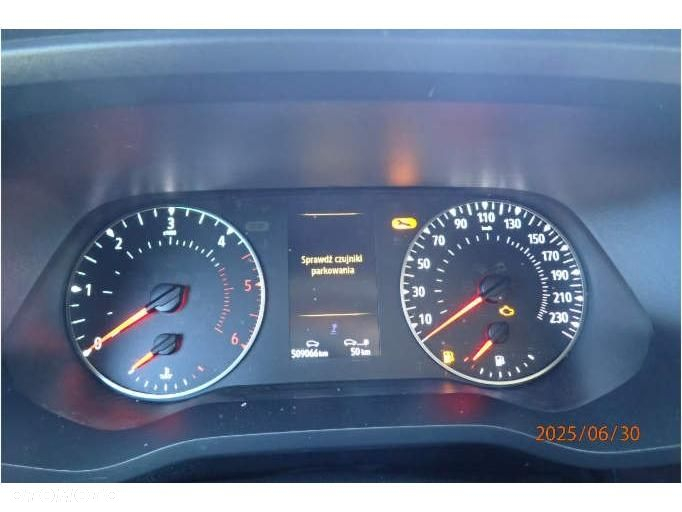 Renault Trafic - 25