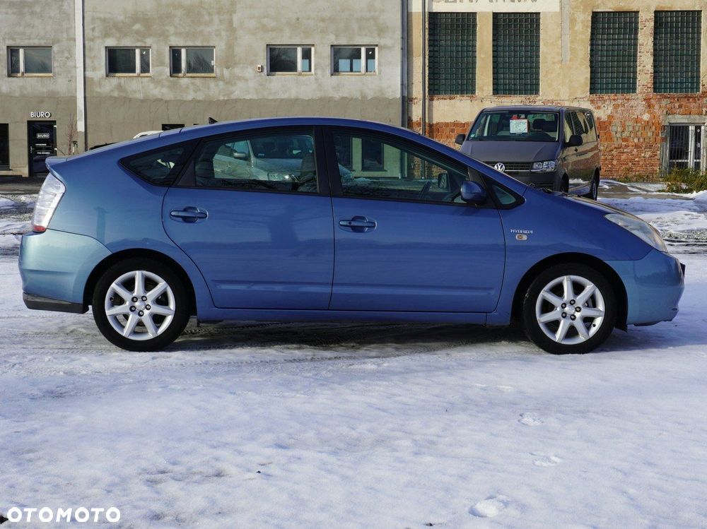 Toyota Prius 1.5 VVT-i Sol - 5