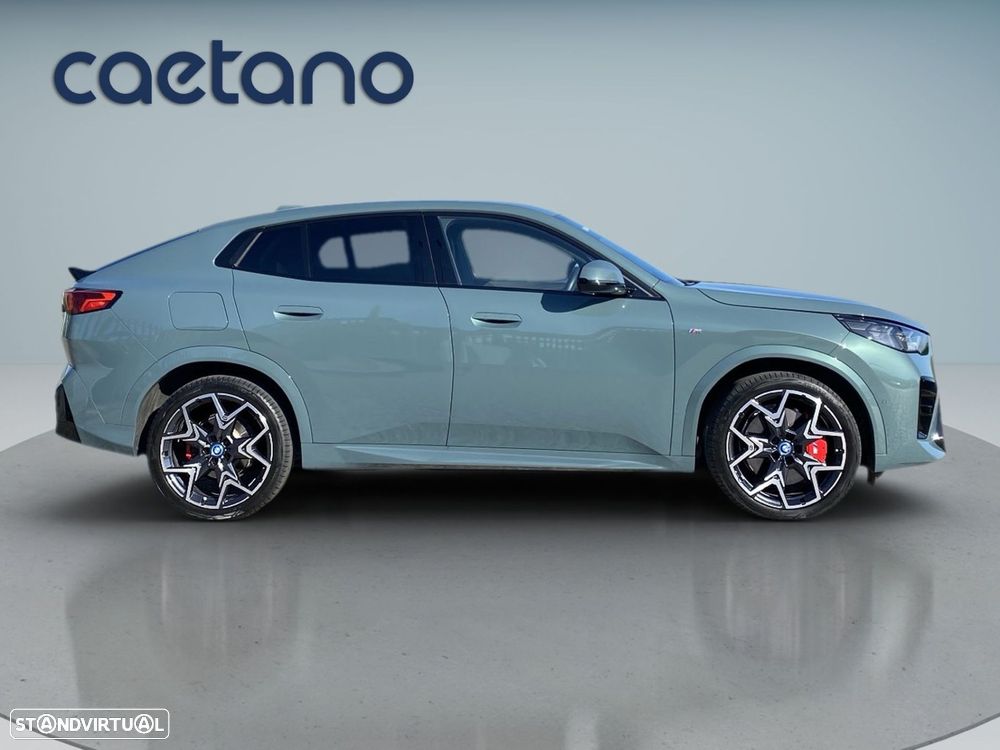 BMW iX2 eDrive20 Pack Desportivo M Pro - 23