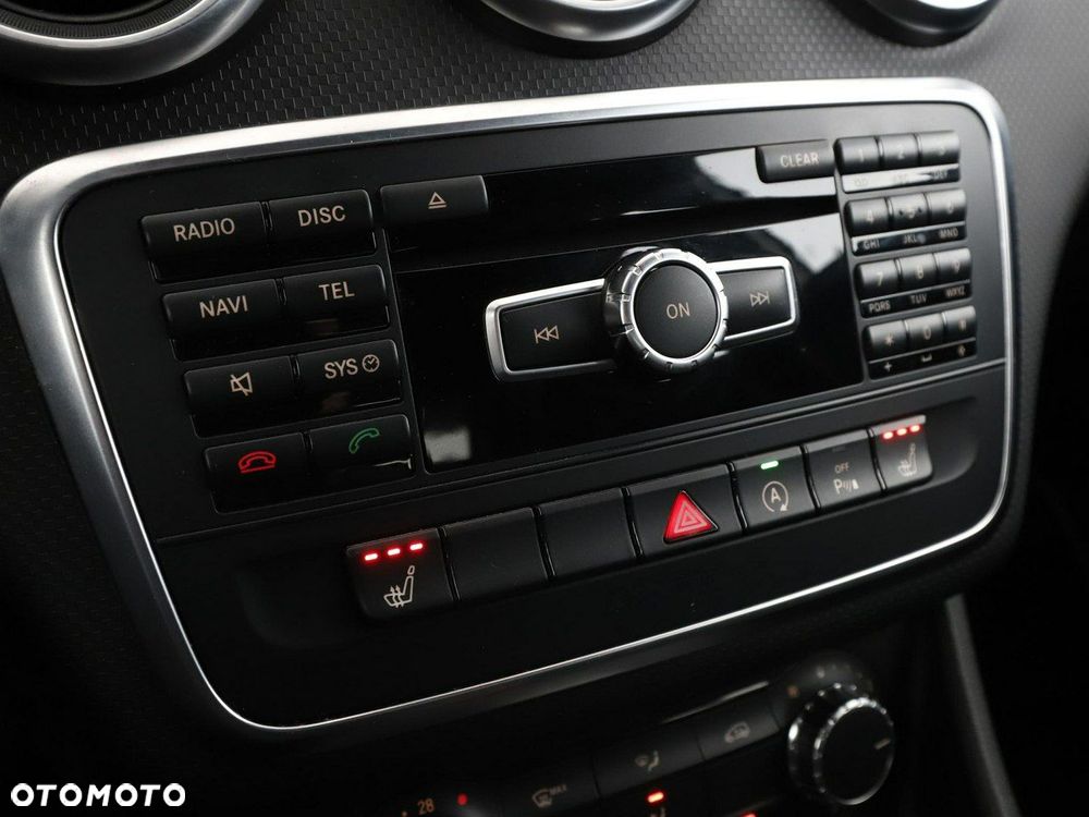 Mercedes-Benz Klasa A 180 CDI (BlueEFFICIENCY) Urban - 26