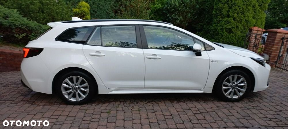 Toyota Corolla 1.8 Hybrid Comfort - 31