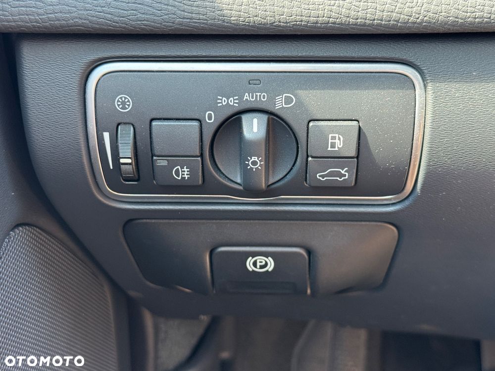 Volvo XC 60 D3 Linje Inscription - 13