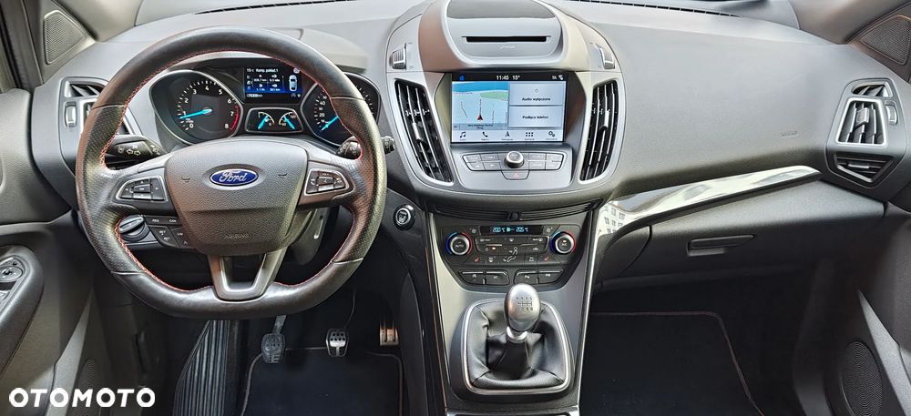 Ford Kuga 1.5 EcoBoost FWD ST-Line X - 23