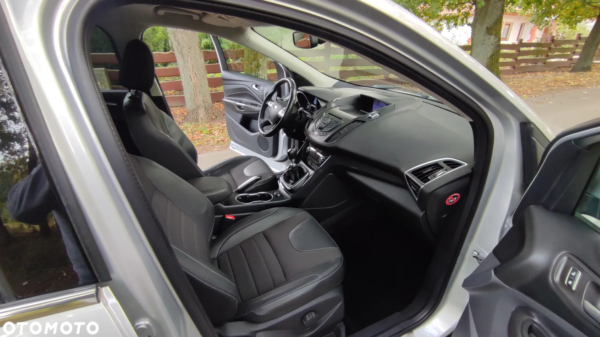 Ford Kuga 2.0 TDCi FWD Titanium - 8