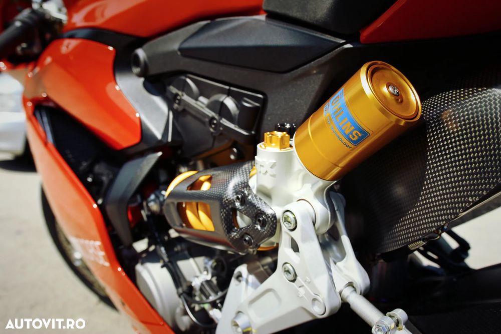 Ducati 1199 Panigale - 12
