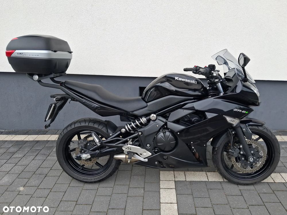 Kawasaki ER - 2