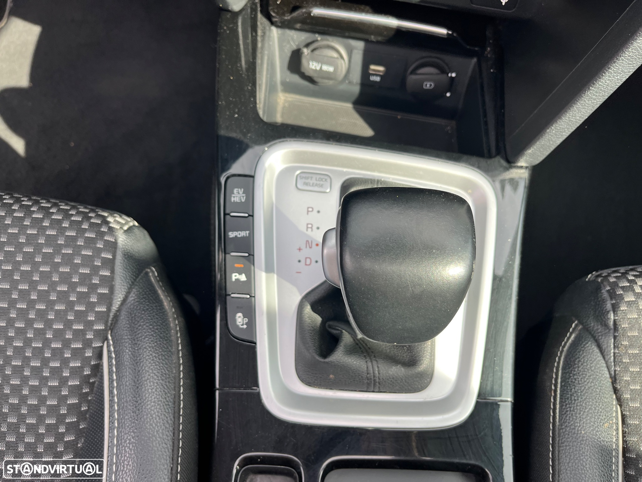Kia XCeed 1.6 GDi PHEV Tech - 36
