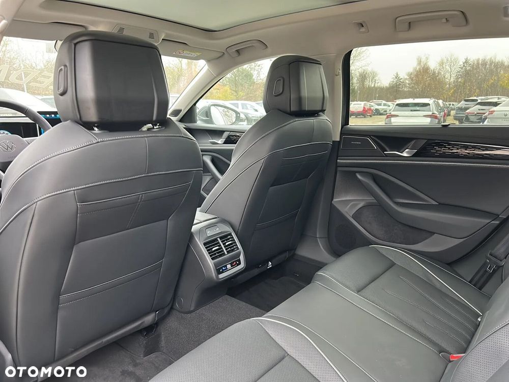 Volkswagen Passat Variant - 22