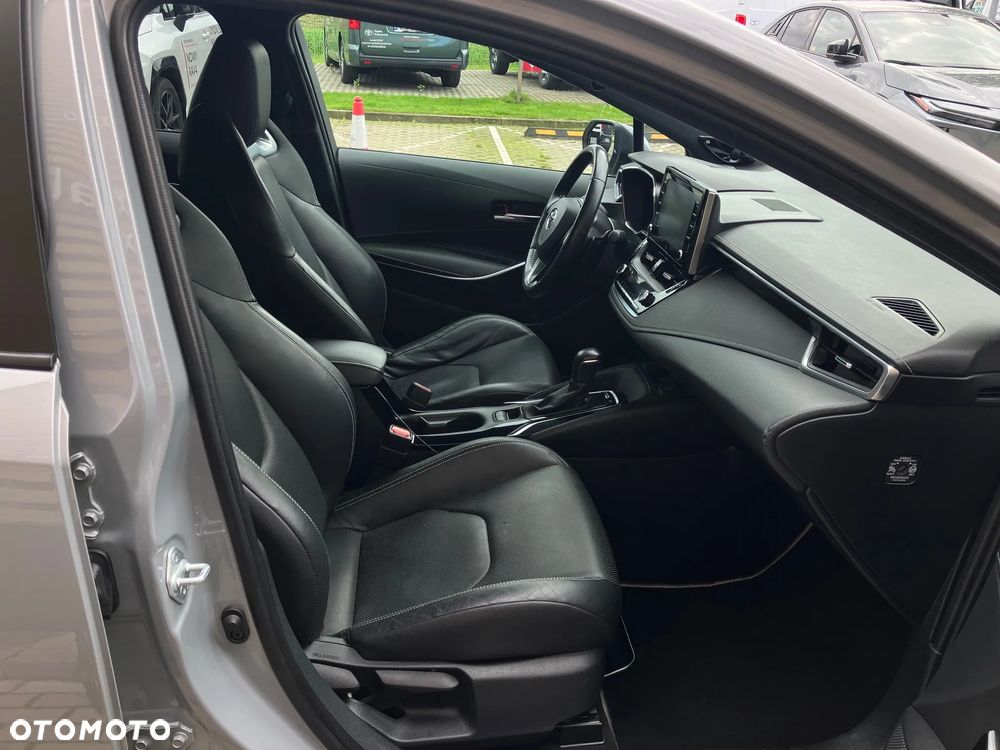 Toyota Corolla 2.0 Hybrid Executive - 20