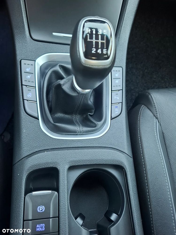Hyundai i30 1.4 T-GDI Premium - 32