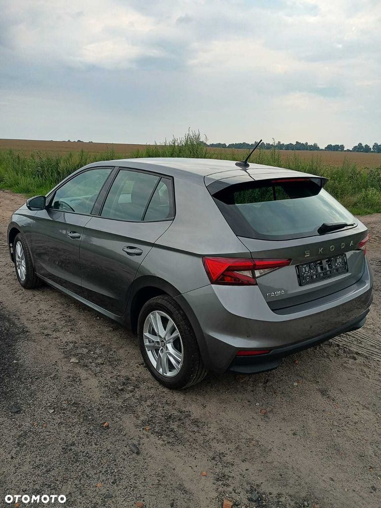Skoda Fabia - 3
