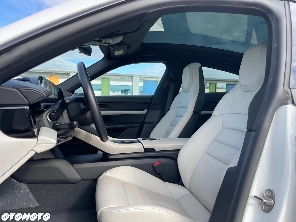 Porsche Taycan Performance Plus - 20
