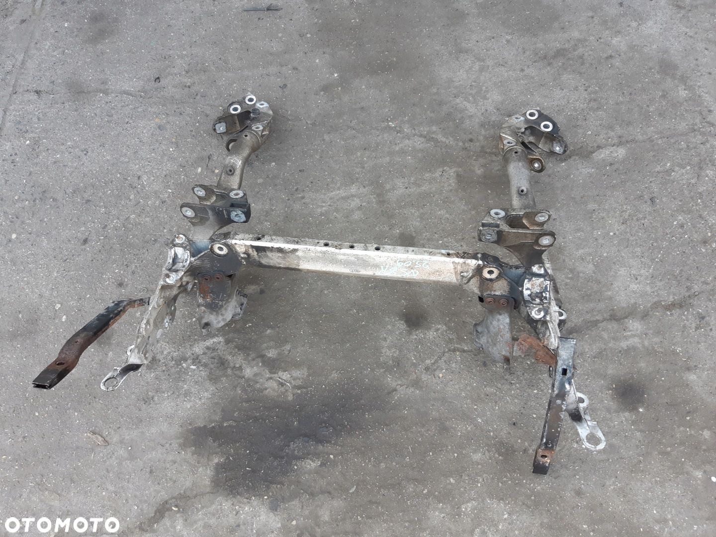 AUDI Q5 8R SANKI WÓZEK KOŁYSKA PRZÓD 8R0399315E - 1