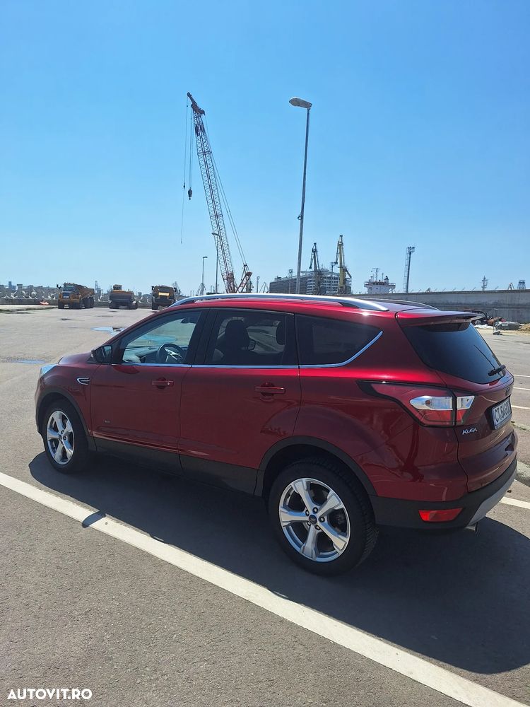 Ford Kuga - 3
