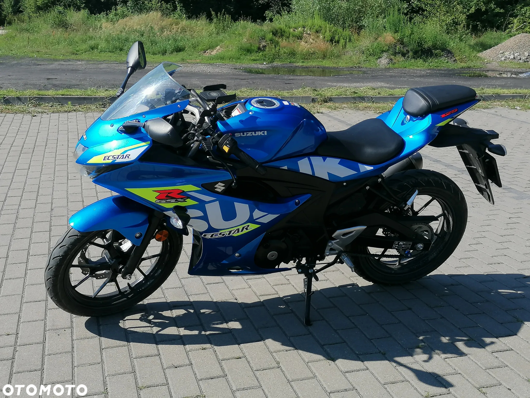 Suzuki GSX-R - 4