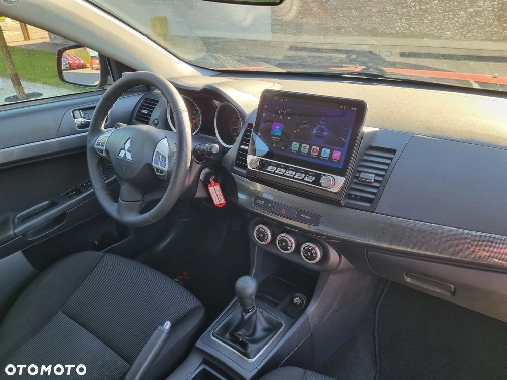 Mitsubishi Lancer - 7