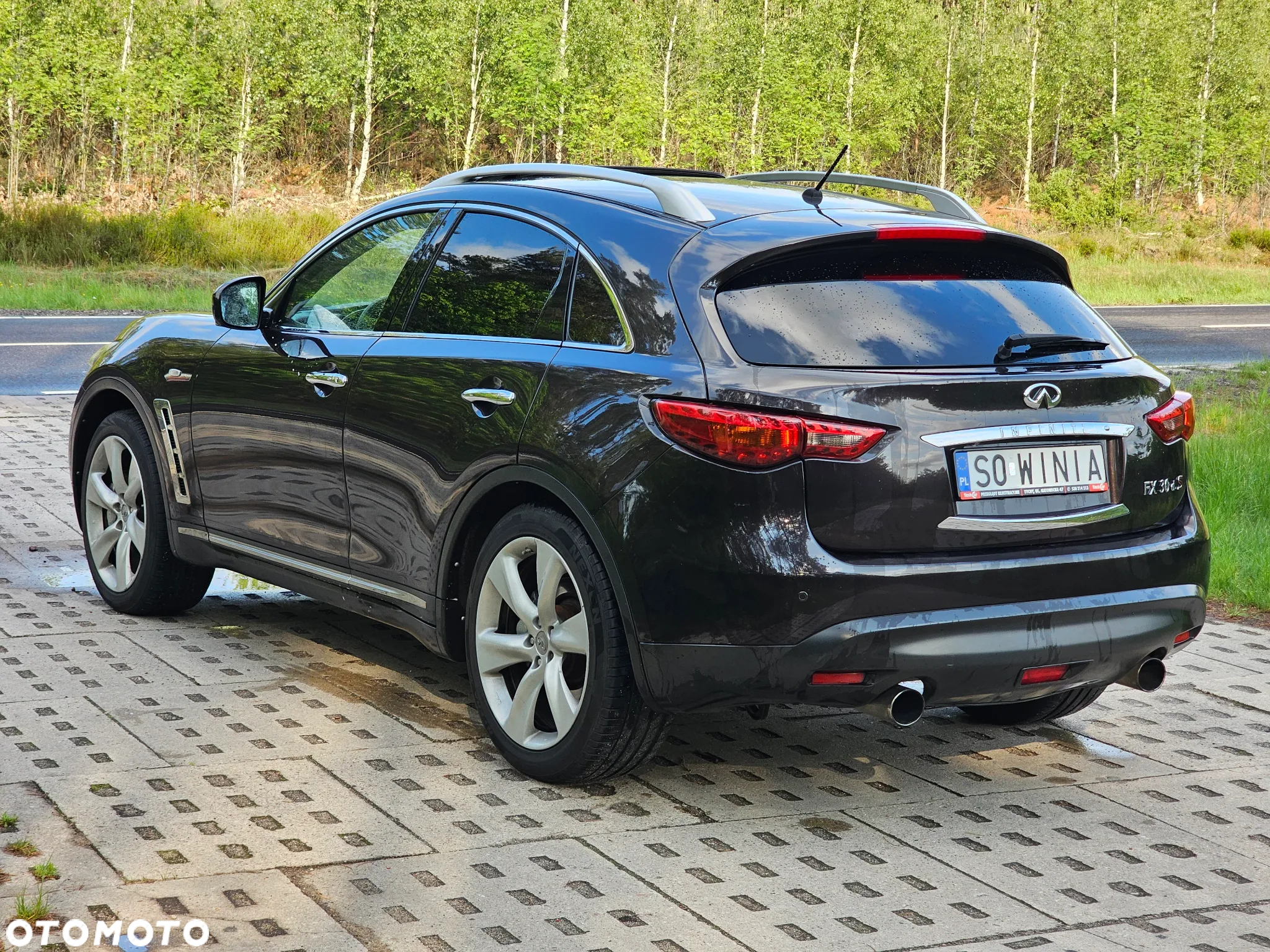 Infiniti FX FX30d S Premium - 11